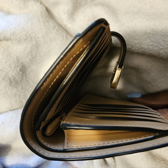 Kate Spade Wallet - Picture 5 of 5